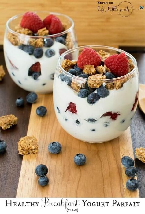 This Healthy Breakfast Yogurt Parfait is easy to whip up and uses only three ingredients to make your morning routine super easy and lip smacking. #vegan #parfait #breakfast #granola #yogurt #healthy #snack #blueberries #raspberries #berries Yogurt Breakfast Ideas, Healthy Breakfast Yogurt, Vegan Yogurt Parfait, Yogurt Recipes Breakfast, Breakfast Yogurt Parfait, Healthy Parfait, Breakfast Yogurt, Parfait Breakfast, Yogurt Breakfast