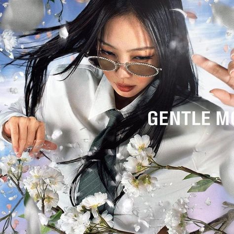 🎀 on Twitter: "photographed by hugo comte… " Jennie Ig Update, Jennie Ig, Gentle Monster, Jairzinho, Pose Reference Photo, Blackpink Fashion, Indie Artist, Juno, Blackpink Jennie