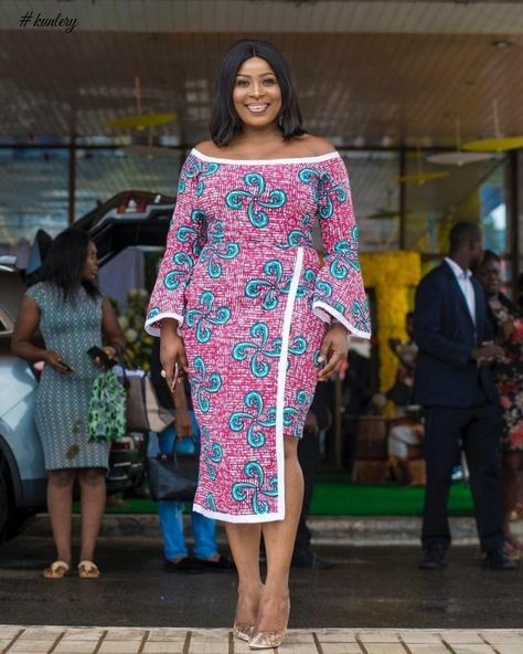 Ankara styles for women plus size, Ankara dress styles, Nigerian fashion, African fashion styles. Classy Ankara Styles, Ankara Short Gown Styles, Nigerian Fashion, Ankara Dress Styles, African Fashion Designers, African Dresses Modern, African Wear Dresses, Afrikaanse Mode, African Fashion Ankara