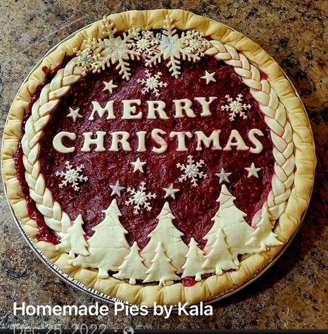 Pie Crust Designs Christmas, Pecan Pie Decoration, Christmas Pie Decoration, Christmas Pies Recipes Holidays, Cherry Pie Decoration, Christmas Pie Designs, Cherry Pie Designs, Christmas Pie Crust Designs, Christmas Pie Crust