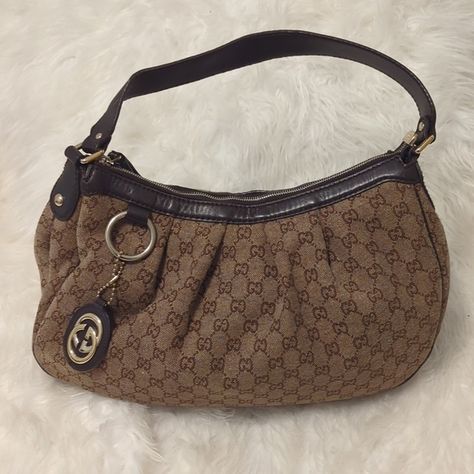 Authentic GUCCI Sukey Shoulder Hand Bag GG Canvas Leather 232955 Brown 4644J Gucci Vintage Bag, Brown Moto Jacket, Elegant Bags, Fashion Enthusiast, Bag Model, Classic Brown, Brown Bags, Gucci Handbags, Leather Handles