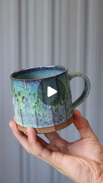 How To Throw A Mug On The Wheel, Pottery Videos Wheel, Ceramics Wheel, Ceramics Videos, Handmade Pottery Mugs, Ceramics Pottery Mugs, Make A Mug, Pottery Videos, Wheel Throwing