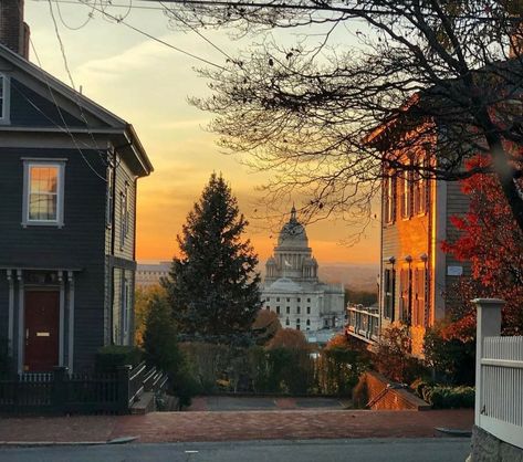 Halloween Tale, Autumn Ambience, Fall Mood Board, A Gentle Reminder, Providence Rhode Island, Autumn Scenery, Fall Day, Fall Feels, Fall Pictures