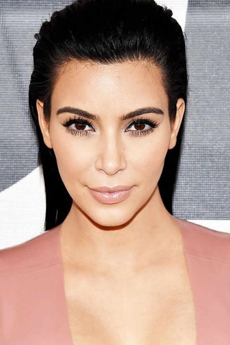 Kim Kardashian: ‘I Can’t Carry Any More Kids’ Kim Kardashian Blonde, Star Wars Clones, Slick Back Hair, Estilo Kim Kardashian, Kardashian Makeup, Kim Kardashian Makeup, Bentuk Alis, Kim Kardashian Hair, Kardashian Hair