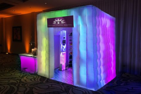 Wedding Photo Booth Rental, Neon Party Decorations, Sweet 16 Party Themes, Disco Theme Party, Sweet 15 Party Ideas, Photo Booth Design, Sweet 16 Photos, Disco Theme, Cute Birthday Ideas