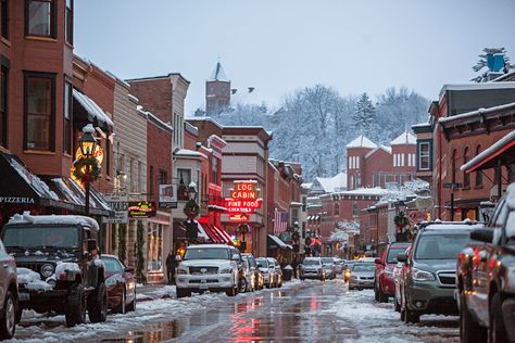 Galena, Illinois Romantic Winter Getaways, Things To Do In Winter, Galena Illinois, Holiday House Tours, Winter Cabin, Romantic Vacations, Winter Getaway, Winter Adventure, Mountain Resort