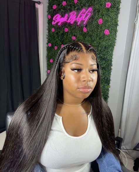 Frontal Hairstyles For Straight Hair, Styles For Straight Frontal Wigs, Lacefront Wig Styles Straight, Styles With Straight Wig, Frontal Straight Wig Hairstyles, Straight Wig Hairstyles Ideas, Straight Lace Hairstyles, Straight Lace Front Wigs Styles, Wig Hairstyles Straight Hair