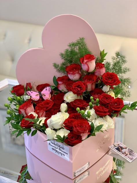 Mother’s Day Arrangement Ideas, Beautiful Flowers Bouquet Gift, Mother’s Day Arrangements, Heart Box Arrangement, Valentine’s Day Flower Arrangements, Mother’s Day Flower Arrangements, Valentine’s Day Bouquet, Valentine’s Day Floral Arrangements, Mothers Day Flower Arrangements