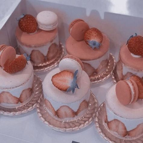 Paulo Ezequiel Londra Farias; conocido como "Paulo Londra" chico de 2… #fanfiction # Fanfiction # amreading # books # wattpad Peach Aesthetic, Cute Snacks, Kawaii Food, Cute Desserts, Cafe Food, Pretty Food, Cute Food, Aesthetic Food, Mini Cheesecake