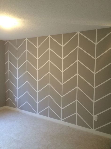 Chevron Accent Wall Paint, Wall Tape Designs Paint, Chevron Wall Paint, Chevron Painted Wall, Arts And Crafts With Paper, Crafts With Paper Plates, Art Deco Website, Room Paint Designs, Crafts To Do At Home