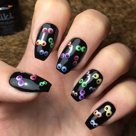 50+ Easy DIY Halloween Nail Design Ideas for Spooky Season Halloween Nail Design, Monster Nails, Halloween Nails Diy, Holloween Nails, Halloween Nails Easy, Cute Halloween Nails, La Nails, Pretty Nail Art Designs, Pretty Nail Art