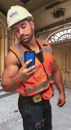 Big Beards, Bear Men, Country Men, Construction Worker, Men In Uniform, Mens Fashion Trends, Muscle Men, Male Beauty, Bearded Men