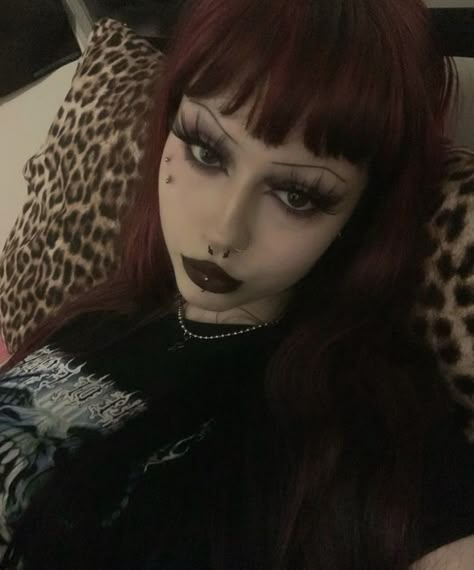 Maquillage Goth, Trad Goth Makeup, Dark Makeup Looks, Punk Makeup, Alt Makeup, Swag Makeup, Alternative Makeup, Cool Makeup Looks, Gothic Makeup