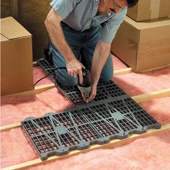 Attic Flooring Diy, Attic Storage Organization, Attic Truss, Attic Floor, Attic Organization, Garage Attic, Drywall Ceiling, Attic Ladder, Attic Ventilation