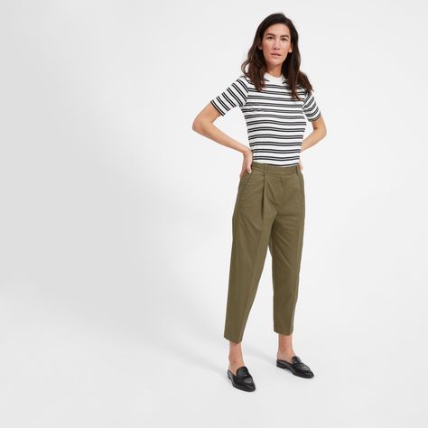 Women’s Slouchy Chino Pant | Everlane Chinos Women Outfit, Chinos Outfit, Olive Chinos, Stylish Pants Women, Chino Pants Women, Slouchy Pants, Cropped Chinos, Chinos Style, Stylish Pants