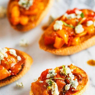 Tomato Crostini, Pumpkin Pancakes Easy, Yummy Healthy Breakfast, Table For Two, Pumpkin Pancakes, Pancakes Easy, Favorite Appetizers, Super Yummy, Easy Pumpkin