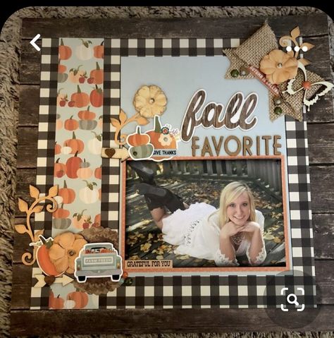 Thanksgiving Scrapbook Layouts, Fall Scrapbook Layouts, Scrapbook Design Layout, Holiday Scrapbook, Halloween Scrapbook, Simple Scrapbook, Fall Scrapbook, Scrapbook Layout Sketches, Creative Scrapbook