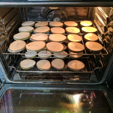 Just doing a little baking in preparation for tomorrow. These maple slices are fresh from the forest, so they're taking a little longer to dry out. #maple #upcycle #logslices #logslicesbymargie #hygge #rustic #coasters #handmadegifts #potterybarn #etsy Wood Coasters Diy, Advanced Woodworking Plans, Wood Slice Crafts, Diy Bird Feeder, Woodworking For Kids, Woodworking Workbench, Wood Working Gifts, Diy Coasters, Personalized Coasters