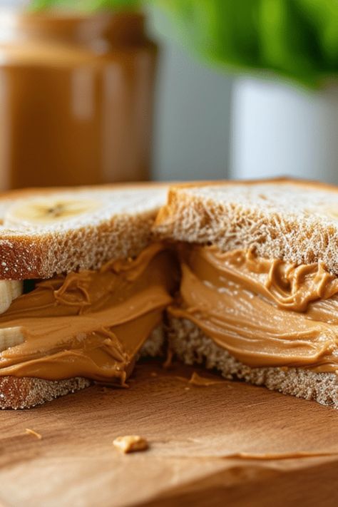 Peanut butter and banana sandwich on a wooden board. Easy Recipes Lunch, Simple Lunch Recipes, Delicious Lunch Ideas, Zucchini Noodles With Pesto, Easy Zucchini Recipes, Banana Sandwich, Pot Recipes Healthy, Simple Lunch, Easy Peasy Recipes