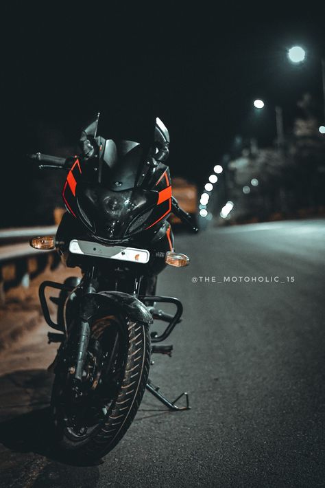 #pulsar Free Android Wallpaper, Love Images With Name, Kids Cartoon Characters, Bike Drawing, Girl Iphone Wallpaper, New Photo Style, Beautiful Profile Pictures, Black Background Photography, Bike Photoshoot