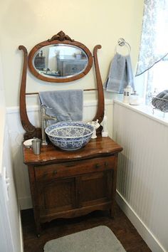 Victorian wash stand with pitcher and basin. Description from pinterest.com. I searched for this on bing.com/images Wash Stand Sink, Antique Wash Stand, Primitive Bathrooms, Dry Sink, Victorian Bathroom, Wash Stand, Powder Rooms, Bathroom Redo, Beautiful Bathrooms