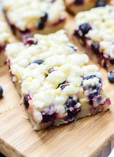 Blueberry Shortbread Bars, Blueberry Shortbread, Blueberry Coffee Cake Recipe, Blueberry Crumb Bars, Berry Cobbler Recipes, Blueberry Cheesecake Bars, Blueberry Coffee Cake, Blueberry Coffee, Berry Cobbler