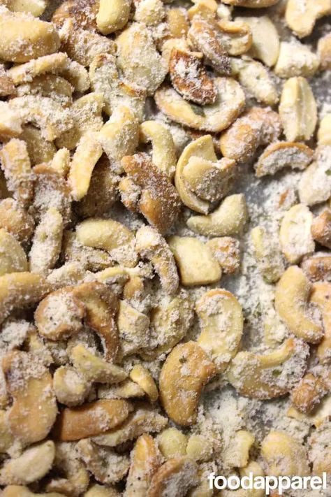 Ranch Cashews, Honey Roasted Cashews Recipe, Honey Roasted Cashews, Glazed Nuts, Healthy Ranch, Nuts Recipes, Cashew Recipes, Christmas Boxes, Roasted Cashews