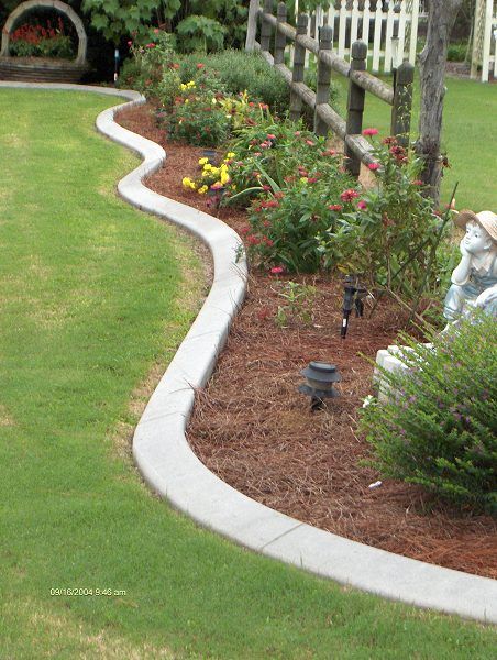 Southern Landscape Curbing and Resurfacing Landscape Curbing, Garden Wallpaper, Landscape Edging, Lawn Edging, Home Landscaping, Garden Fountains, Garden Edging, Landscaping Design, Front Yard Landscaping Design