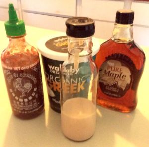 Maple Sriracha Sauce, Maple Sriracha Sauce Recipe, Maple Hot Sauce, Diy Sriracha Sauce, How To Make Sriracha Sauce, Maple Syrup Shack, Pancake Syrup, Sriracha Sauce, Plain Greek Yogurt