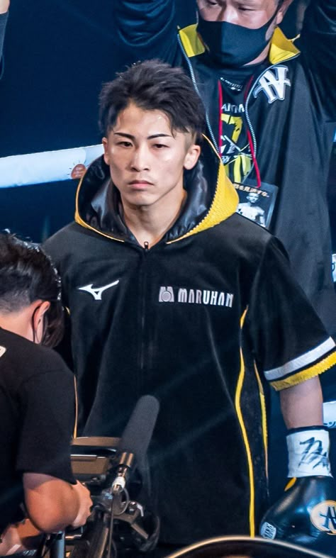 Naoya Inoue Boxing Wallpaper, Boxing Haircut, Naoya Inoue Boxing, Boxer Physique, Boxer Haircut, Naoya Inoue, Boxer Aesthetic, Boxing Images, Ufc Boxing