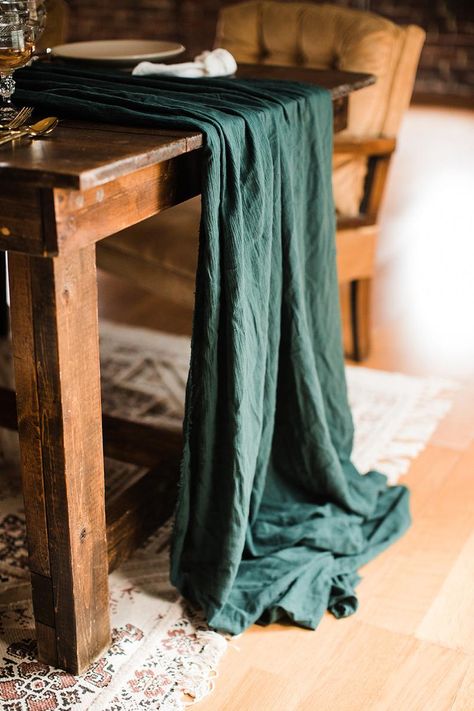 Emerald Green Table Runner, Emerald Green Table, Wedding Centerpeices, Green Wedding Decor, Green Table Settings, Moody Wedding Decor, Emerald Green Wedding Theme, Forest Green Wedding, Dark Green Wedding