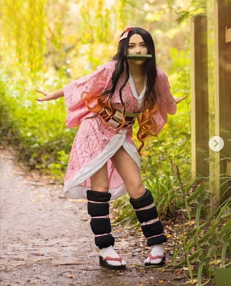 Demon Slayer Female Characters, Nezuko Outfit, Female Cosplay Anime, Cool Cosplays, Nezuko Costume, Demon Slayer Costume, Best Cosplay Ever, Anime Cosplay Ideas, Baby Cosplay