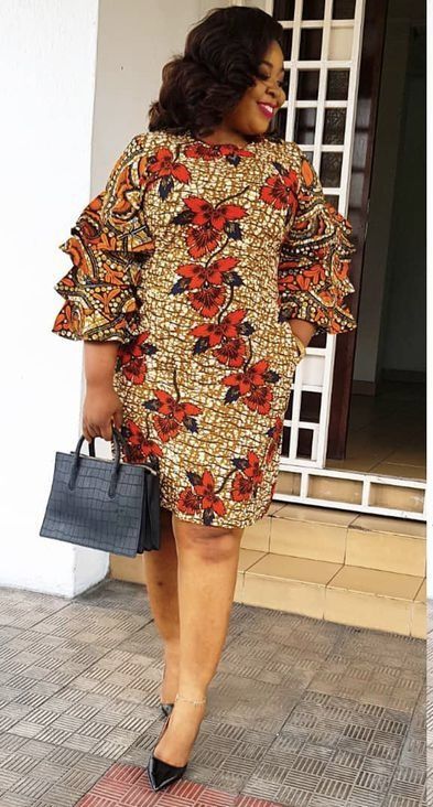 Short Gown For Ladies, Kaftan Gown Styles, Gown For Ladies, Gown Styles For Ladies, Ankara Short, Kaftan Gown, African Fabric Dress, African Print Tops, African Print Dress Ankara