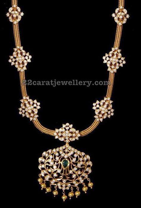 Anantham Jewellery by Praveena Tipirneni Diamond Necklace Designs, Flower Motifs, Antique Jewelry Indian, Traditional Diamond, Gold Pendant Jewelry, 22 Carat Gold, Wedding Jewellery Collection, Gold Jewelry Simple, Gold Jewellery Design Necklaces