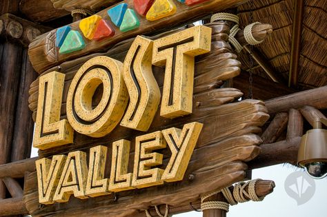 Lost Valley Signage #Everland Resort #zoo @danpearlman Theme Park Branding, Theme Park Signage, Resort Signage Design, Amusement Park Logo Design, Theme Park Signage Design, Amusement Park Entrance Design, Zoo Interpretive Signage, Zoo Signage, Wood Signage