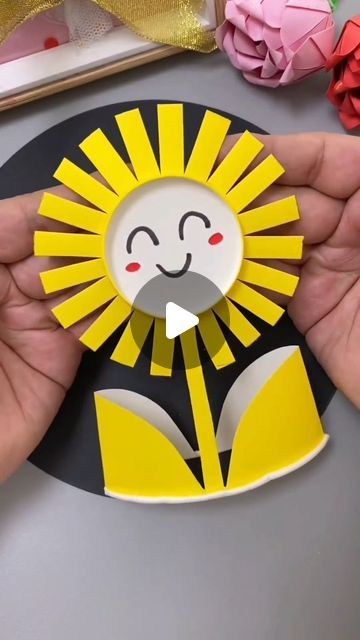 Paper Craft Ideas on Instagram Yellow Day Activity, Pet Goldfish, Activity For Kindergarten, Easy Drawing Ideas, Paper Craft Ideas, Kindergarten Learning Activities, Quirky Decor, Paper Work, Kindergarten Learning