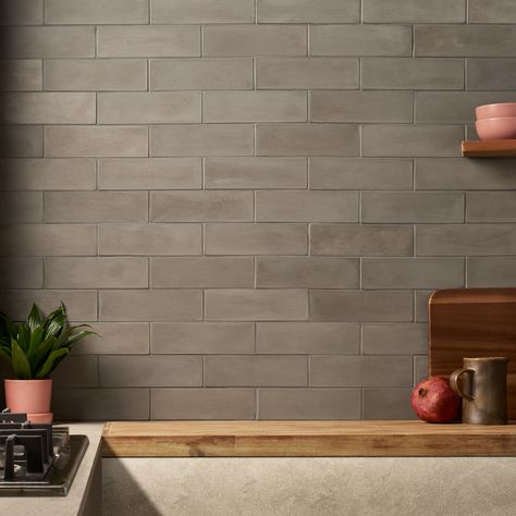 Mushroom coloured tile Matte Brick Tile, Kitchen Tiles Backsplash With Oak Wood Cabinets, Kitchen Remodel Wood Floors, Backsplash For Black Counters, Kitchen Backsplash With Greige Cabinets, Warm Kitchen Backsplash, Cement Tile Backsplash Kitchen, Dark Backsplash Kitchen, Taupe Backsplash Kitchen