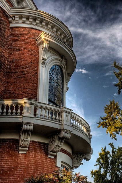 Hay House Balcony | Scenes I shot while preparing for a Gala… | Flickr Mini Balcony Ideas, Balcony Plant Wall, Castle Balcony, Mini Balcony, Balcony Hanging Plants, Anna Aesthetic, Balcony Patio Ideas, Tiny Castle, Balcony Decor Ideas