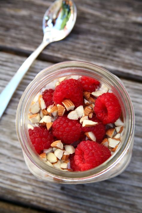 High-Protein Overnight Oats Recipes Weight Watchers Meatloaf Recipe, Yummy Bowls, Fit Breakfast, Raspberry Overnight Oats, Protein Overnight Oats, High Protein Breakfast Recipes, Vegan Breakfasts, Protein Power, Oats Recipe