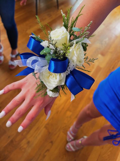 Prom Corsage Blue, Prom Flowers Corsage, Blue Corsage, Bridal Corsage, Prom Corsage And Boutonniere, Corsage And Boutonniere Set, Corsage And Boutonniere, Corsage Prom, Prom Accessories