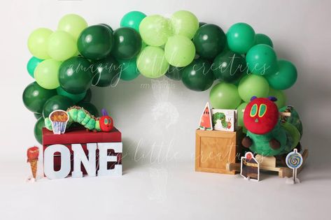 One Year Birthday Cake, Cake Smash Theme, Hungry Caterpillar Birthday, Hungry Caterpillar Party, Red Birthday, One Year Birthday, First Birthday Party Themes, Baby Boy 1st Birthday