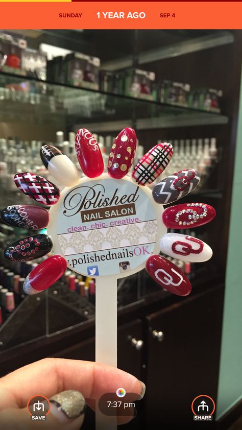 Ou Football Nails Oklahoma Sooners, Ou Football Nails, Oklahoma Sooners Nails, Ou Nails Boomer Sooner, Football Nail Designs, Football Wedding Theme, Diy Christmas Canvas, Sooner Football, Collage Football