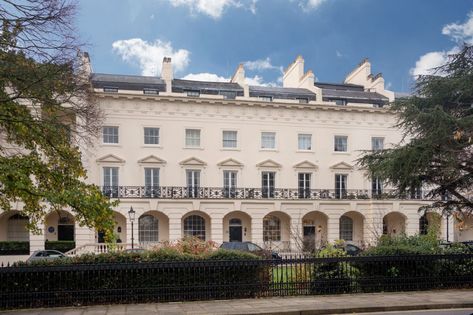 Former London Home of Prolific Sci-Fi Writer H.G. Wells Lists for £13.95 Million - Mansion Global Decoration Ideas For Marriage, London Mansion, London Blitz, Open Plan Apartment, London In December, Adorable Home, H G Wells, Mews House, Iron Balcony