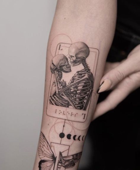 Fine Line Realism Tattoo, Concept Tattoo, Collage Tattoo, Tattoo Fe, Lovers Tattoo, 16 Tattoo, Flower Tattoo Drawings, Skeleton Tattoos, Tattoos For Lovers