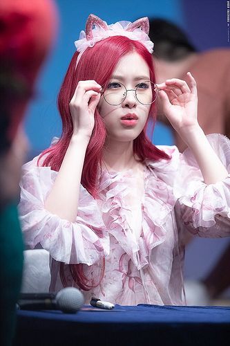 IMG_20190324_092546 | rosegold 1997 | Flickr Rose Pink Hair, Rose Cute, Roseanne Park, Rose And Rosie, Rosé Jisoo, Cute Rose, Rose Blackpink, Lisa Rosé, Rose Hair