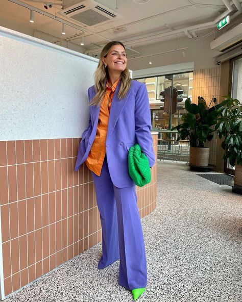 Janka Polliani, Color Blocking Outfits, Purple Suits, Women Suits, Ig Feed, Woman Suit Fashion, Looks Street Style, Long Blazer, Suit Style