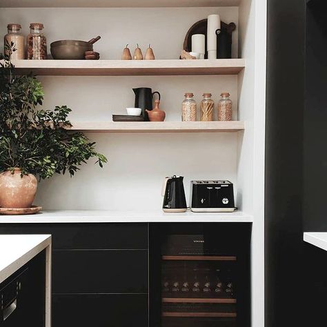 With a sleek and modern kitchen interior like @wovenoak's, you'll want the kettle and toaster to match! Add a contemporary Scandinavian look and feel to your kitchen space with our Scandi Black Aspect Kettle and Toaster Set and every morning will feel special ☀️ #morphyrichardsau #morphyrichards #Aspect #Scandi #AspectToaster #AspectKettle #FinderAward Scandi Kitchen, 4 Slice Toaster, Kettle And Toaster Set, Kettle And Toaster, Modern Kitchen Interiors, Popular Kitchens, Industrial Kitchen, Nordic Home, Black Chrome