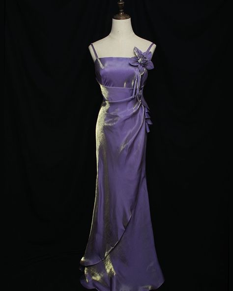 🥰Vintage-style gown evening dress with floral embellished sheath design, 3 colors available. 👉Search 'RDLCE-012' on devilinspired.com #devilinspired #gowndress #lolitacoord #lolitafasion #elegantdress #vintagestyle #vintagedress Purple Dress Evening, Orchid Prom Dresses, Simple Long Purple Dress, Purple And Black Masquerade Dress, Purple Empire Waist Dress, Short Vintage Dresses, Purple Greek Goddess Dress, Enchanted Forest Prom Dresses Blue, Vintage Prom Dresses 90s Purple