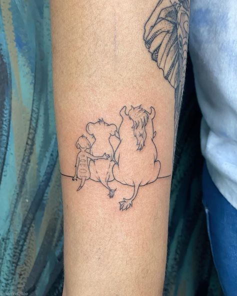 Lion King Sibling Tattoos, Tattoo Ideas Lion King, Lion King Tree Tattoo, Lion King Tattoos For Women, Loin King Tattoos, Lion King Inspired Tattoos, Disney Lion King Tattoo, Disney Aesthetic Tattoo, Disney Tattoos Lion King