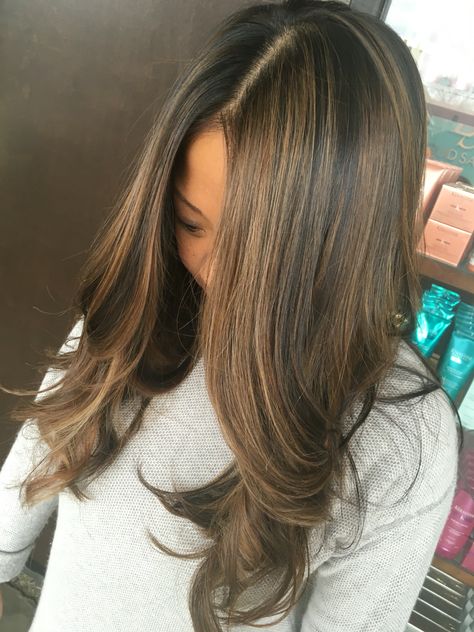 Root Smudge + Balayage Smudge Root Balayage, Hair Inspo Color Dark, Smudge Root Brunette, Babylights Root Smudge, Root Smudge Balayage, Root Smudge Brunette, Highlights With Root Smudge, Smudge Root, Root Smudge